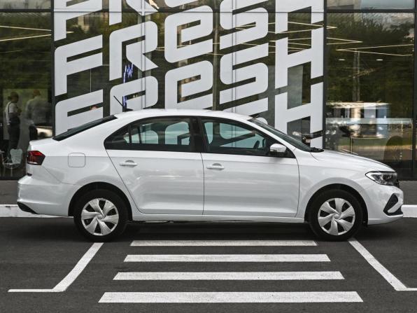 Volkswagen Polo VI с пробегом 2021 года, цена 1 679 000 рублей, 59937 км, лифтбек, Автокод Объявления