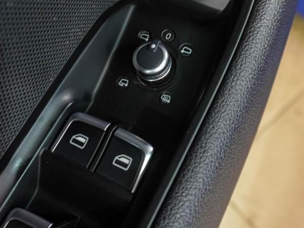 Audi RS 3 II (8V) с пробегом 2016 года, цена 2 999 000 рублей, 141118 км, хэтчбек, Автокод Объявления