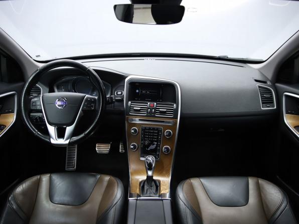 Volvo XC60 I Рестайлинг с пробегом 2017 года, цена 1 990 000 рублей, 275874 км, внедорожник, Автокод Объявления