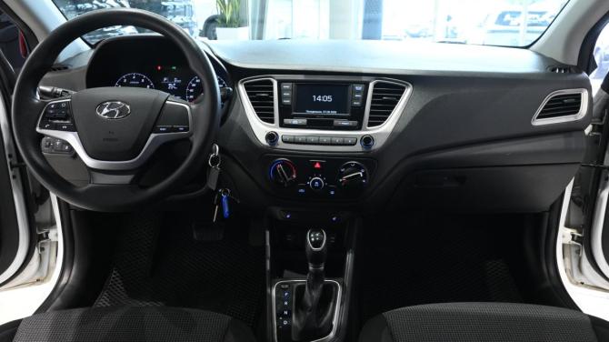 Hyundai Solaris II Рестайлинг с пробегом 2020 года, цена 1 550 000 рублей, 81172 км, седан, Автокод Объявления