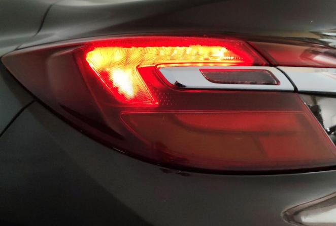 Opel Insignia I Рестайлинг с пробегом 2015 года, цена 1 160 000 рублей, 207236 км, седан, Автокод Объявления