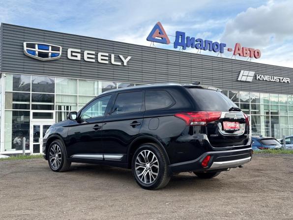 Mitsubishi Outlander III Рестайлинг 2 с пробегом 2018 года, цена 2 020 000 рублей, 106997 км, внедорожник, Автокод Объявления