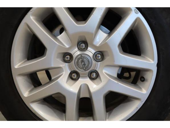 Opel Antara I Рестайлинг с пробегом 2013 года, цена 986 000 рублей, 201242 км, внедорожник, Автокод Объявления