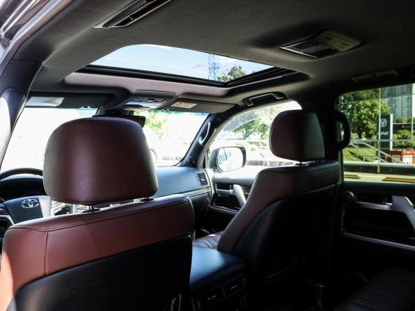 Toyota Land Cruiser 200 Series Рестайлинг 2 с пробегом 2019 года, цена 7 998 000 рублей, 82477 км, внедорожник, Автокод Объявления