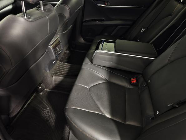 Toyota Camry VIII (XV70) с пробегом 2018 года, цена 2 515 000 рублей, 98698 км, седан, Автокод Объявления