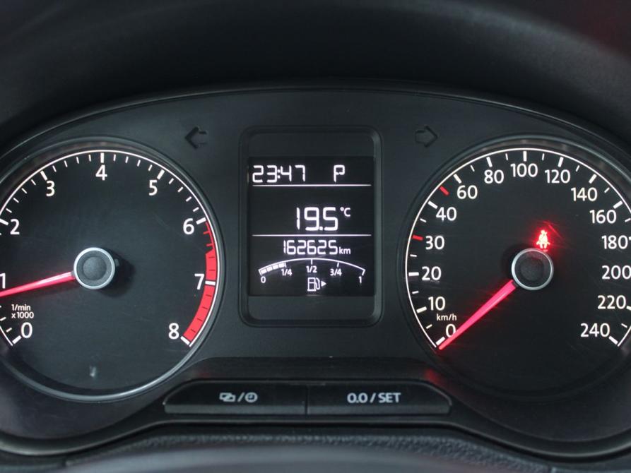 Volkswagen Polo V Рестайлинг Старый Оскол  - изображение 19