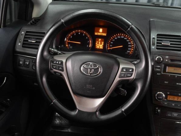 Toyota Avensis III с пробегом 2009 года, цена 1 019 000 рублей, 234156 км, седан, Автокод Объявления