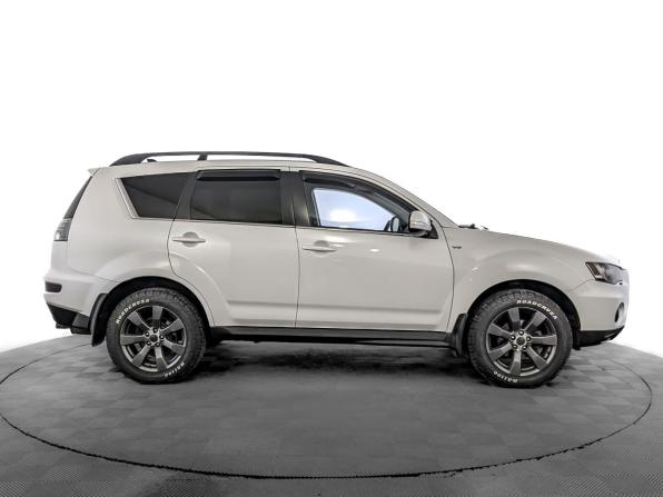 Mitsubishi Outlander II Рестайлинг с пробегом 2011 года, цена 1 420 000 рублей, 202648 км, внедорожник, Автокод Объявления