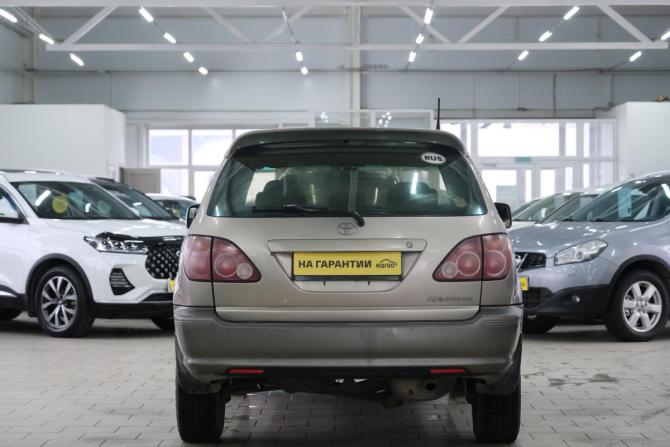 Toyota Harrier I (XU10) с пробегом 2000 года, цена 679 000 рублей, 260000 км, внедорожник, Автокод Объявления