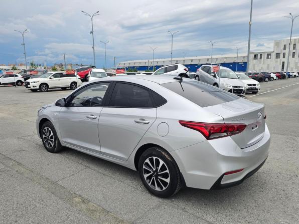 Hyundai Solaris II с пробегом 2017 года, цена 1 214 995 рублей, 78933 км, седан, Автокод Объявления
