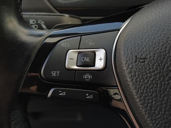 Volkswagen Tiguan II с пробегом 2020 года, цена 2 400 000 рублей, 102873 км, внедорожник, Автокод Объявления