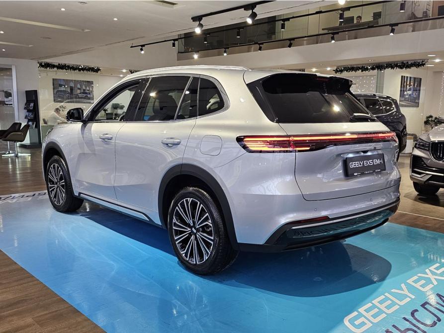Geely EX5 EM-i Самара  - изображение 7