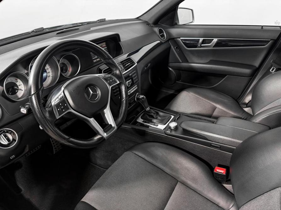 Mercedes-Benz C-Класс III (W204) Рестайлинг Санкт-Петербург  - изображение 9