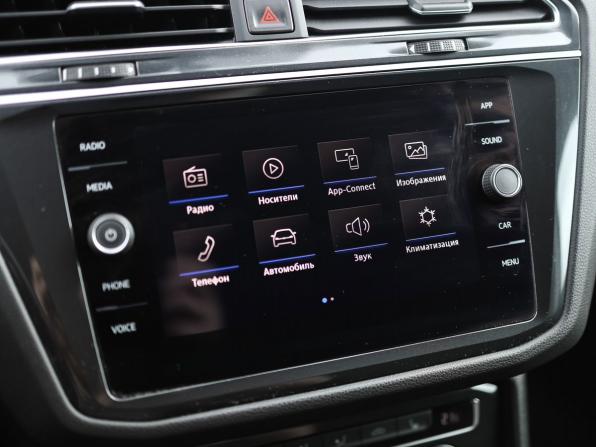 Volkswagen Tiguan II с пробегом 2018 года, цена 3 299 000 рублей, 126300 км, внедорожник, Автокод Объявления