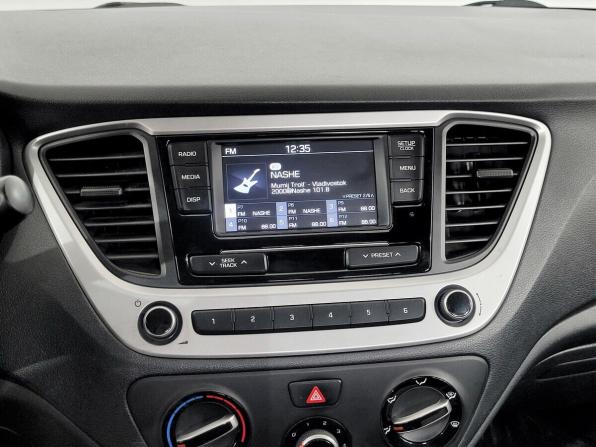 Hyundai Solaris II с пробегом 2017 года, цена 1 165 000 рублей, 174211 км, седан, Автокод Объявления