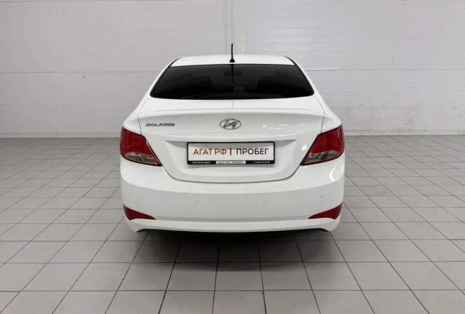 Hyundai Solaris I Рестайлинг с пробегом 2015 года, цена 1 030 000 рублей, 159799 км, седан, Автокод Объявления