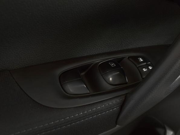 Nissan Qashqai II с пробегом 2017 года, цена 1 699 999 рублей, 110245 км, внедорожник, Автокод Объявления