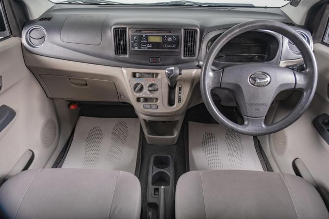 Daihatsu Mira e:S II с пробегом 2015 года, цена 449 000 рублей, 177000 км, хэтчбек, Автокод Объявления