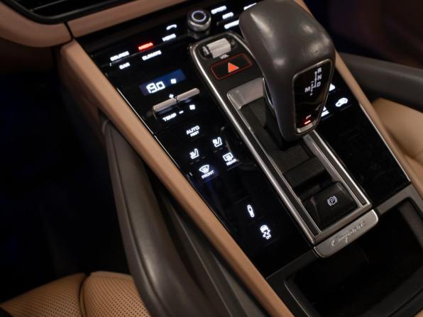 Porsche Cayenne III с пробегом 2019 года, цена 5 680 000 рублей, 131811 км, внедорожник, Автокод Объявления