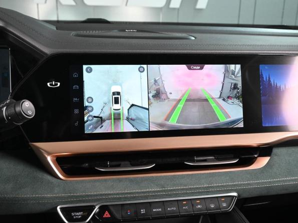 Geely Monjaro I с пробегом 2023 года, цена 2 999 000 рублей, 59961 км, внедорожник, Автокод Объявления
