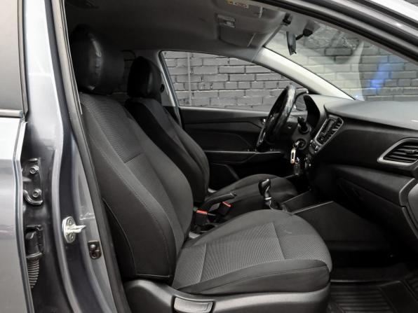 Hyundai Solaris II с пробегом 2017 года, цена 1 170 000 рублей, 172269 км, седан, Автокод Объявления