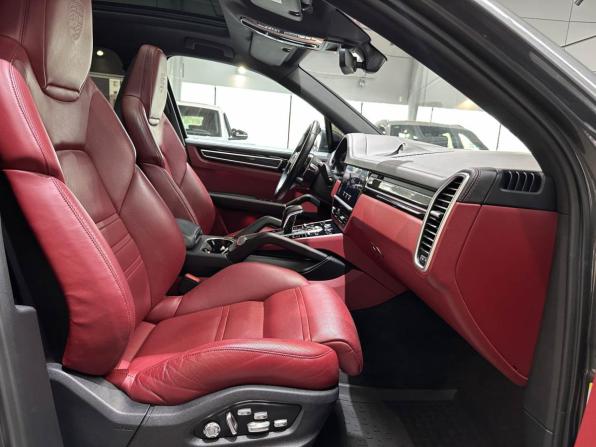 Porsche Cayenne III с пробегом 2019 года, цена 6 690 000 рублей, 106731 км, внедорожник, Автокод Объявления