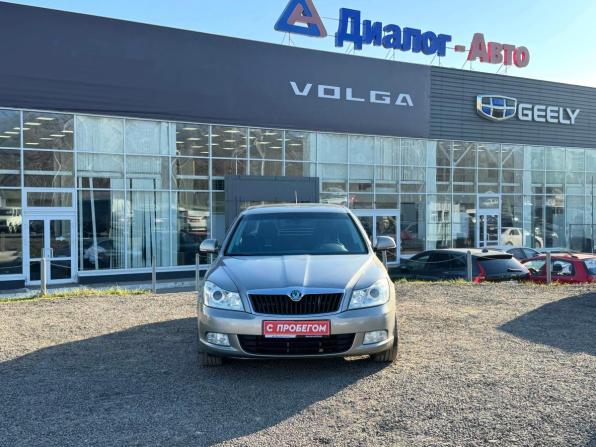 Skoda Octavia II (A5) Рестайлинг с пробегом 2013 года, цена 875 000 рублей, 245460 км, лифтбек, Автокод Объявления