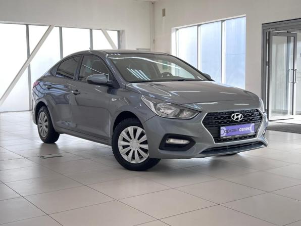 Hyundai Solaris II с пробегом 2020 года, цена 1 330 000 рублей, 150533 км, седан, Автокод Объявления