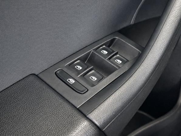 Skoda Rapid II с пробегом 2021 года, цена 1 629 000 рублей, 73735 км, лифтбек, Автокод Объявления