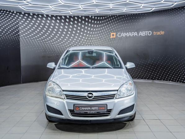 Opel Astra H Рестайлинг с пробегом 2011 года, цена 420 000 рублей, 223809 км, седан, Автокод Объявления
