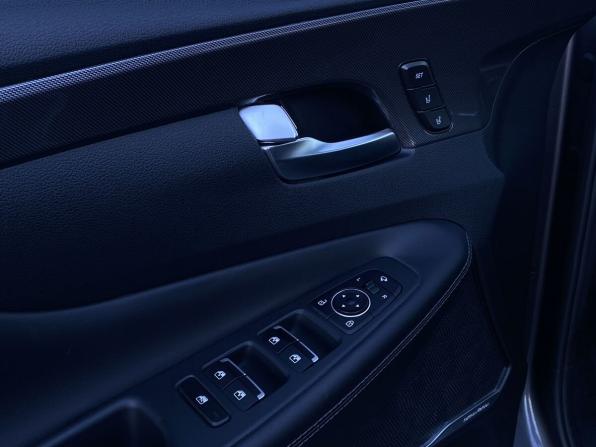 Hyundai Santa Fe IV Рестайлинг с пробегом 2021 года, цена 3 249 000 рублей, 145755 км, внедорожник, Автокод Объявления