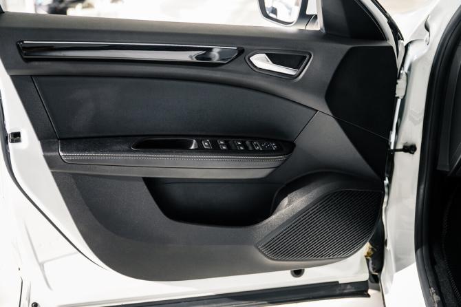 Renault Arkana I с пробегом 2020 года, цена 1 480 000 рублей, 145000 км, внедорожник, Автокод Объявления