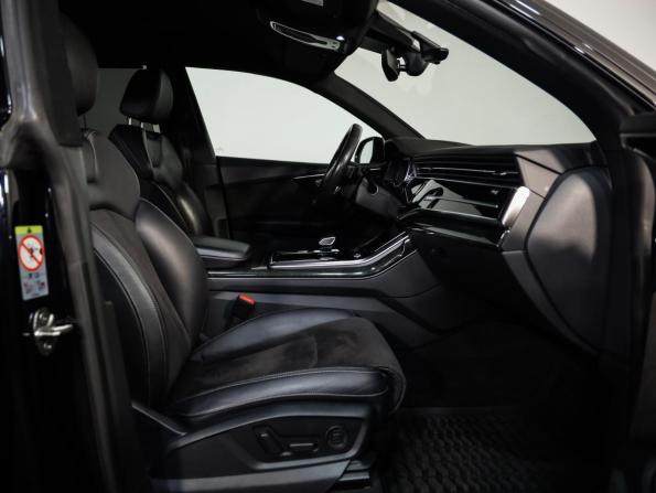 Audi Q8 I (4M) с пробегом 2021 года, цена 5 399 000 рублей, 189332 км, внедорожник, Автокод Объявления