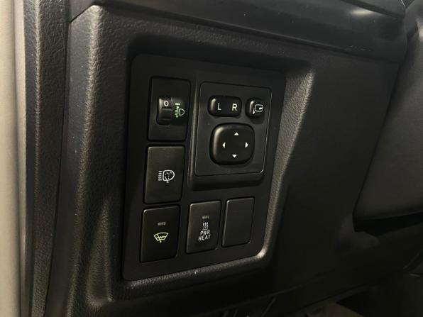 Toyota Land Cruiser Prado 150 Series с пробегом 2012 года, цена 2 680 000 рублей, 333861 км, внедорожник, Автокод Объявления