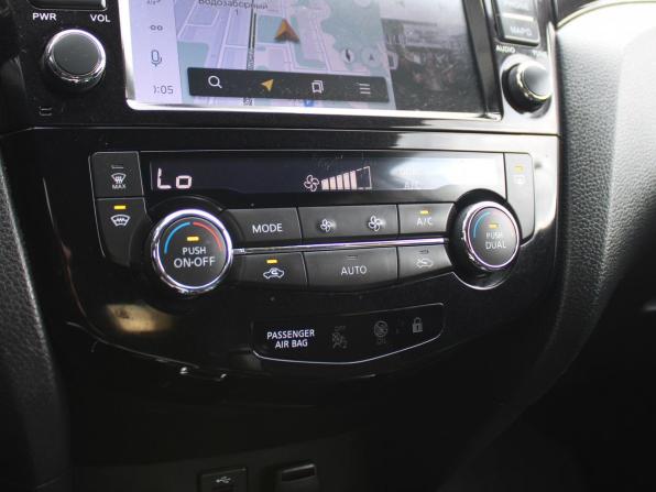 Nissan Qashqai II с пробегом 2018 года, цена 2 019 000 рублей, 92617 км, внедорожник, Автокод Объявления
