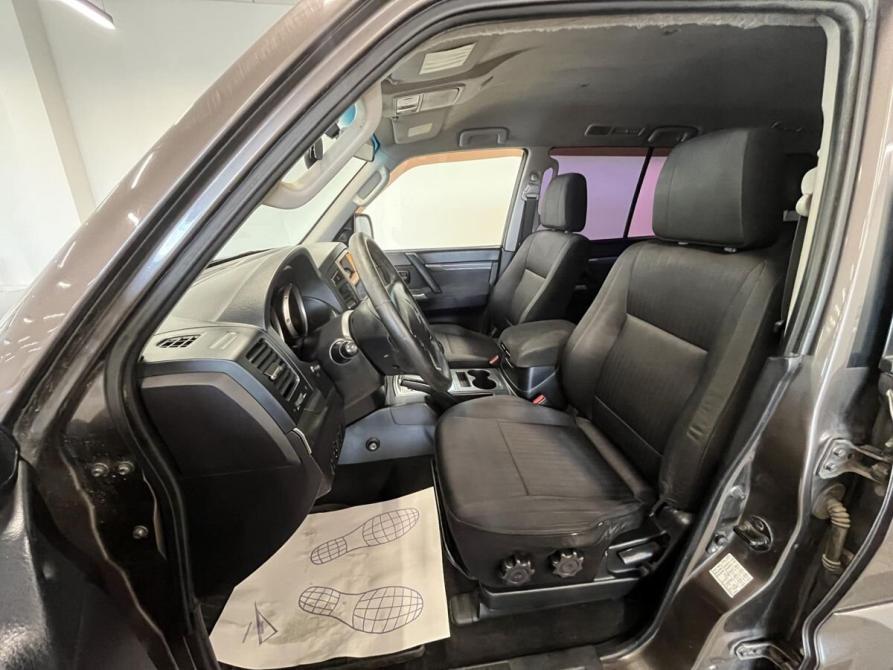 Mitsubishi Pajero IV Рестайлинг 1 Калуга  - изображение 14