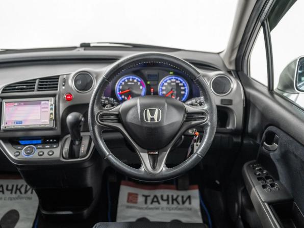 Honda Stream II Рестайлинг с пробегом 2009 года, цена 1 250 000 рублей, 104073 км, компактвэн, Автокод Объявления