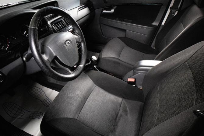 Lada (ВАЗ) Priora I Рестайлинг с пробегом 2014 года, цена 459 000 рублей, 76000 км, хэтчбек, Автокод Объявления