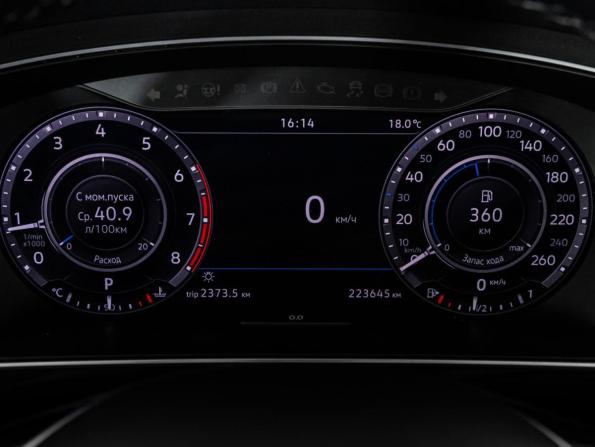 Volkswagen Tiguan II с пробегом 2018 года, цена 2 099 000 рублей, 223643 км, внедорожник, Автокод Объявления