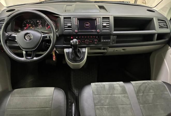 Volkswagen Caravelle T6 с пробегом 2017 года, цена 2 850 000 рублей, 201000 км, минивэн, Автокод Объявления