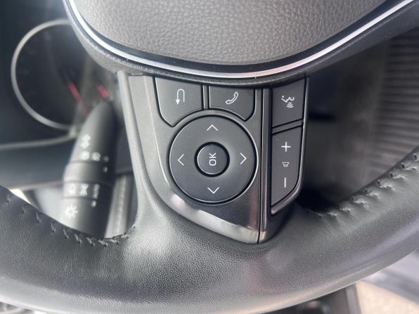 Toyota RAV4 V (XA50) с пробегом 2021 года, цена 3 780 000 рублей, 84594 км, внедорожник, Автокод Объявления