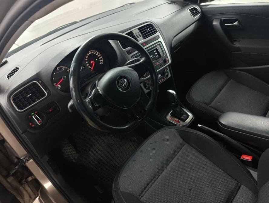 Volkswagen Polo V Рестайлинг Санкт-Петербург  - изображение 10