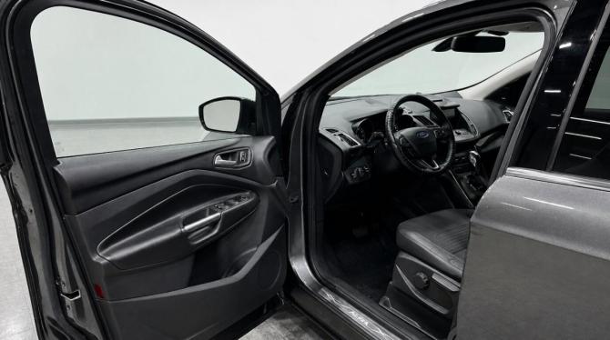 Ford Kuga II Рестайлинг с пробегом 2019 года, цена 1 689 000 рублей, 97778 км, внедорожник, Автокод Объявления