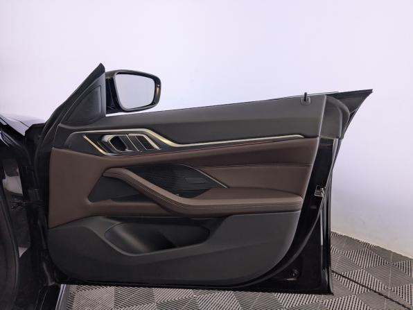 BMW 4 серии G22 G23 G26 с пробегом 2022 года, цена 5 750 000 рублей, 46824 км, лифтбек, Автокод Объявления