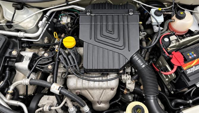 Renault Sandero I с пробегом 2013 года, цена 520 000 рублей, 270310 км, хэтчбек, Автокод Объявления