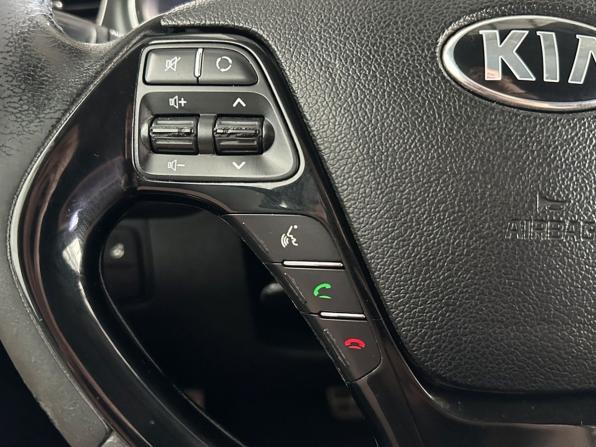 Kia Ceed II с пробегом 2014 года, цена 977 000 рублей, 250889 км, универсал, Автокод Объявления