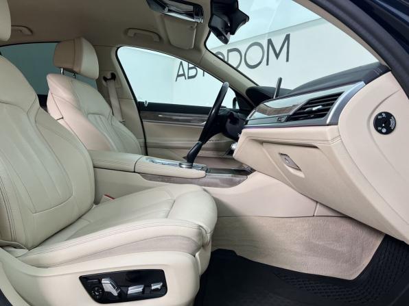 BMW 7 серии VI (G11/G12) Рестайлинг с пробегом 2019 года, цена 6 999 000 рублей, 69616 км, седан, Автокод Объявления
