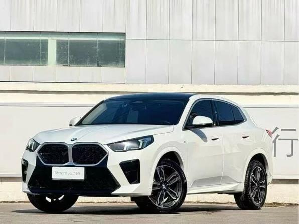 BMW X2 II (U10) с пробегом 2024 года, цена 4 990 000 рублей, 2256 км, внедорожник, Автокод Объявления