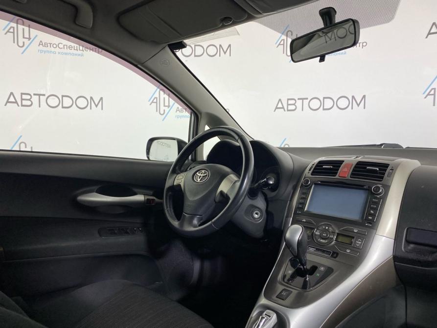 Toyota Auris I Москва  - изображение 9