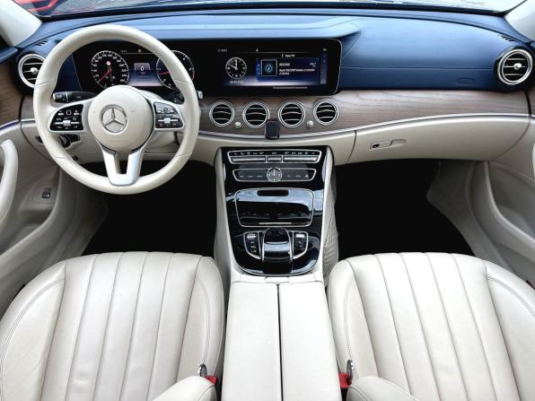 Mercedes-Benz E-Класс V (W213 S213 C238) с пробегом 2018 года, цена 4 350 000 рублей, 62111 км, седан, Автокод Объявления